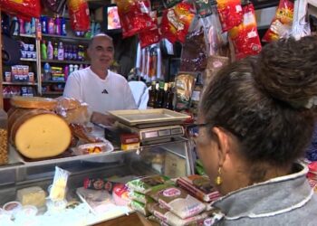 Mercado Campineiro faz 70 anos com histórias de famílias e resistência do 'comércio à moda antiga'