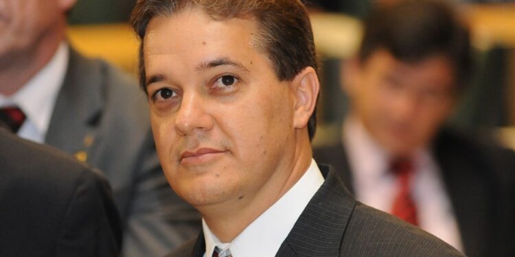 TJ aponta falta de qualificação e desvio de função em cargos do caso ‘bolsa esposa’, em São José dos Campos