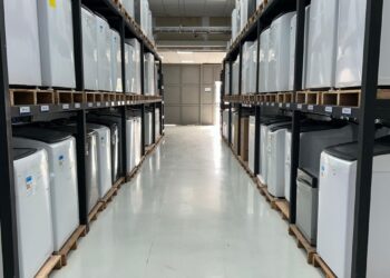 Após fechar fábrica na Argentina, Whirlpool anuncia 200 vagas de emprego em unidade brasileira